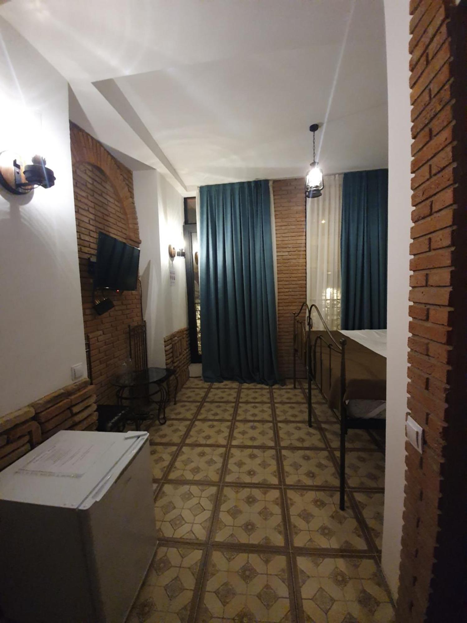 Janashia Boutique Hotels Tbilisi Ruang foto